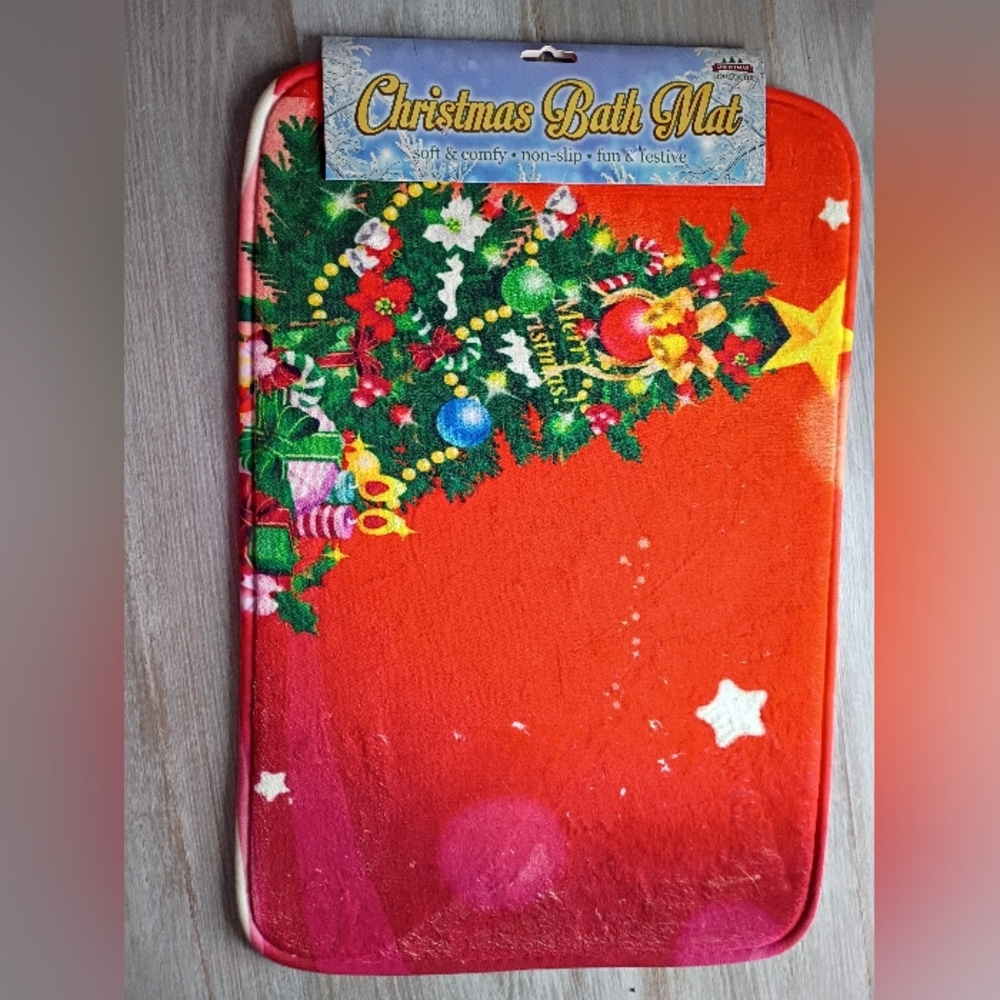 Christmas Traditions Bath Mat, Non Slip, Comfy, NWT